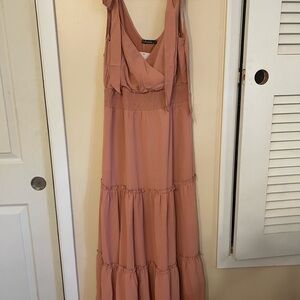 Elegant pale Pink Maxi Dress